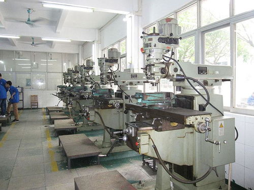 機(jī)械加工工廠的銷售策略 精準(zhǔn)尋找客戶之道